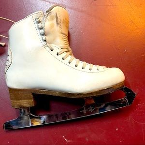 Graff Edmonton Special Women’s Figure Skates